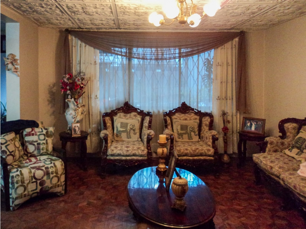 Casa en venta, sector Liceo Cristiano