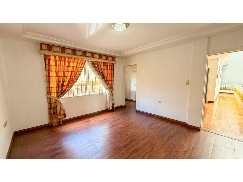 Casa en renta sector Av. Pichincha - 6
