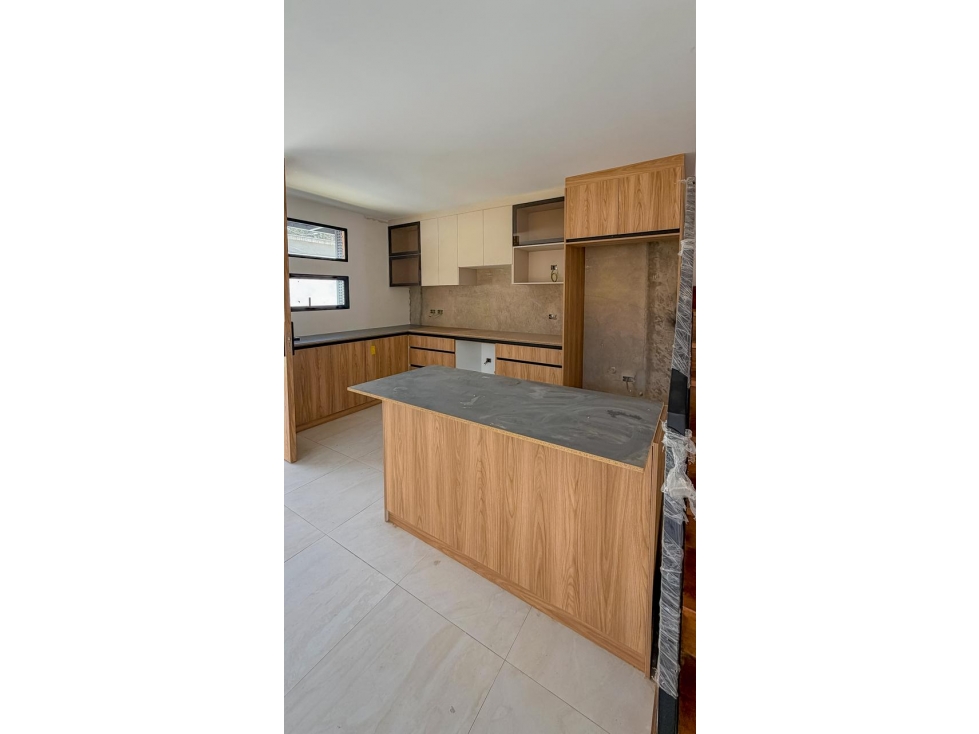 Casa en venta Av. Primero de Mayo — foto 2