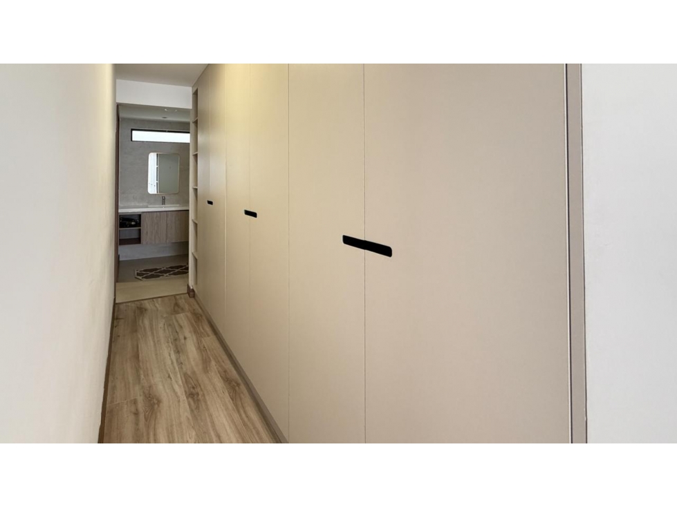 Suite amoblada en venta - Sector Puertas del Sol — foto 3