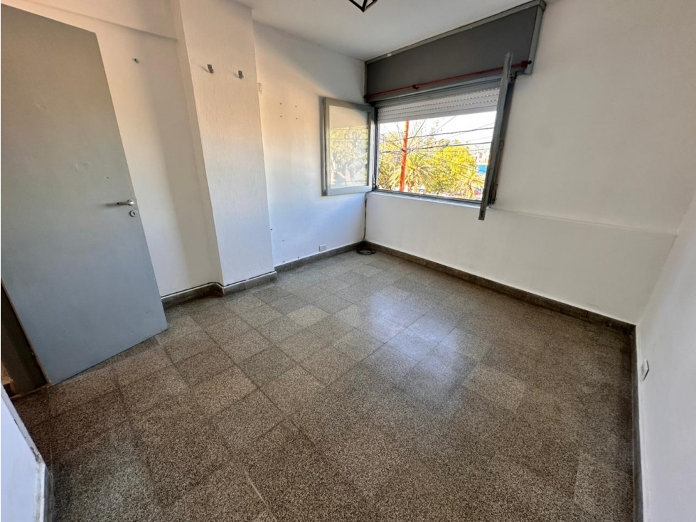 ¡DEPARTAMENTO EN VENTA 1 dormi, frente reloj CuCu, Carlos Paz
