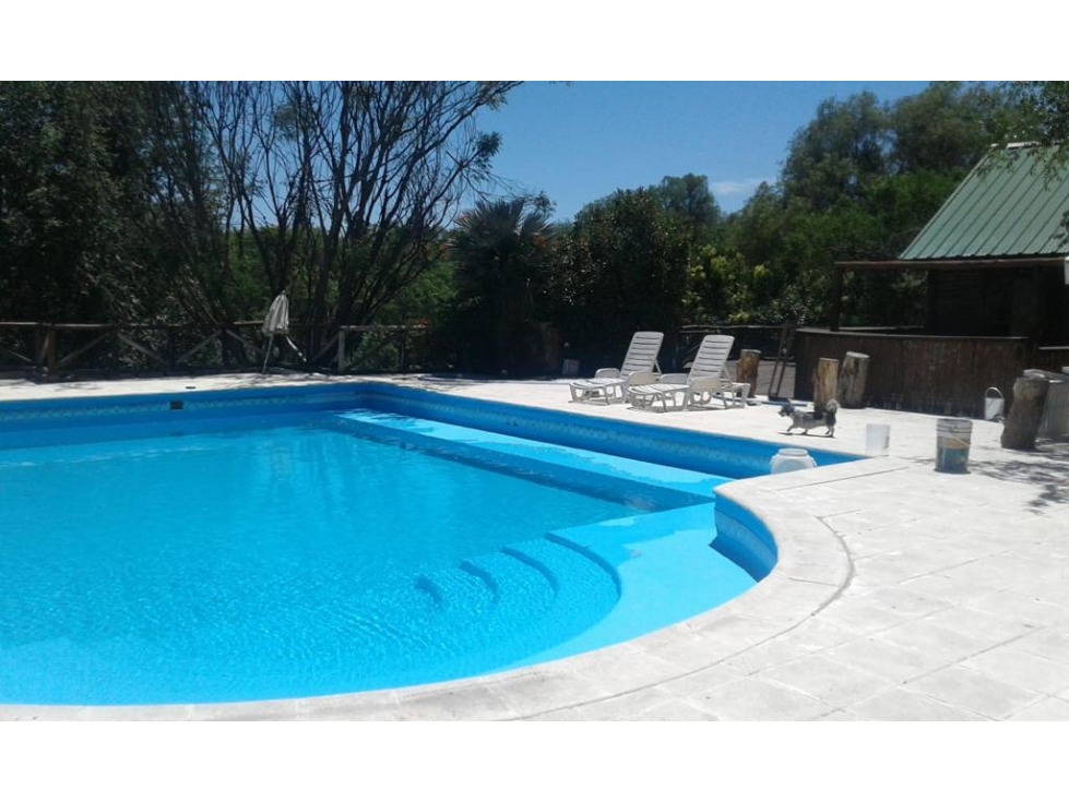 En Venta imponente terreno con mejoras, centro de Mina Clavero - 4
