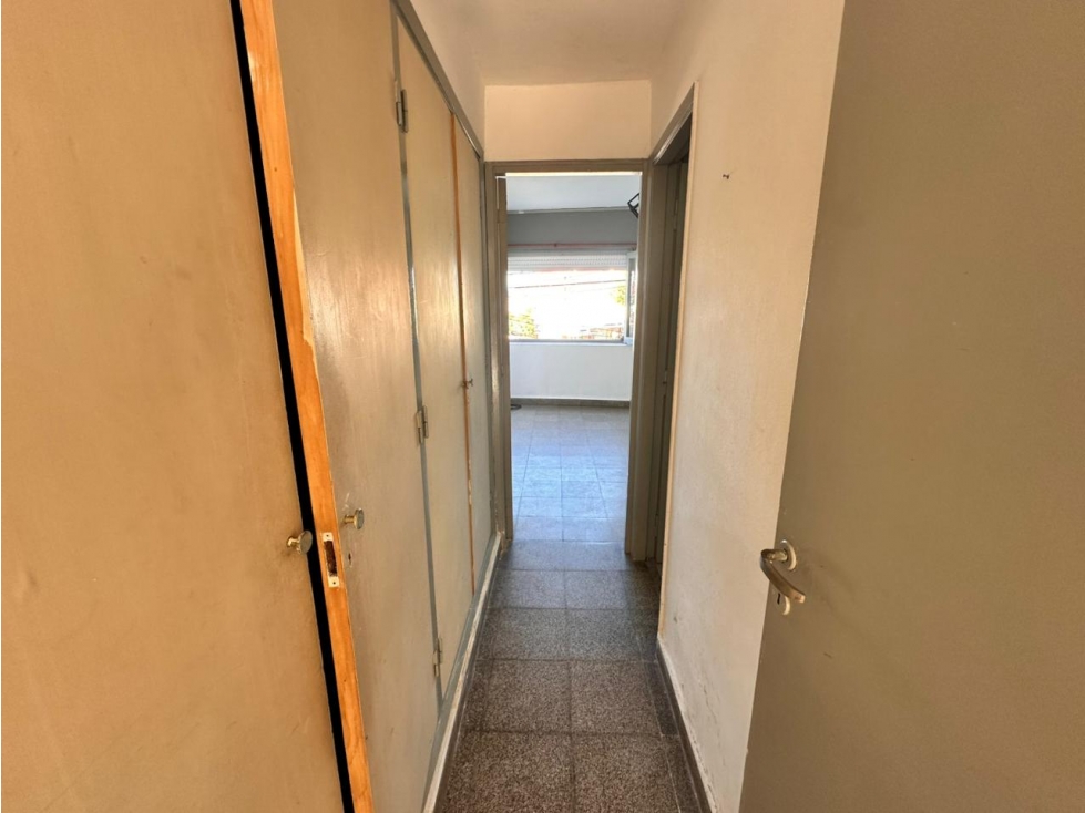 ¡DEPARTAMENTO EN VENTA 1 dormi, frente reloj CuCu, Carlos Paz — foto 3