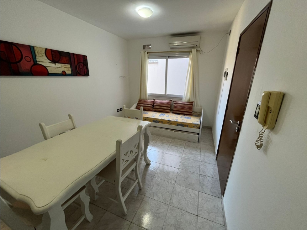 En venta departamento 1 dormitorio+cochera centro Carlos Paz — foto 3