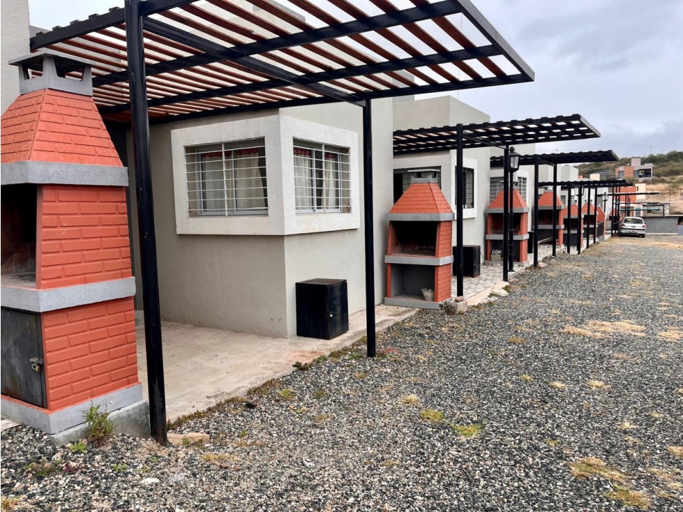 Departamento en Venta 1 dorm con cochera y pileta Sta Cruz del Lago - 1