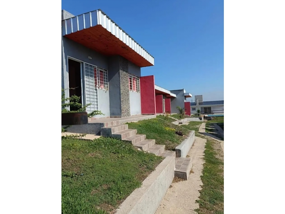Departamento en Venta 2 dorm con cochera y pileta Sta Cruz del Lago - 1