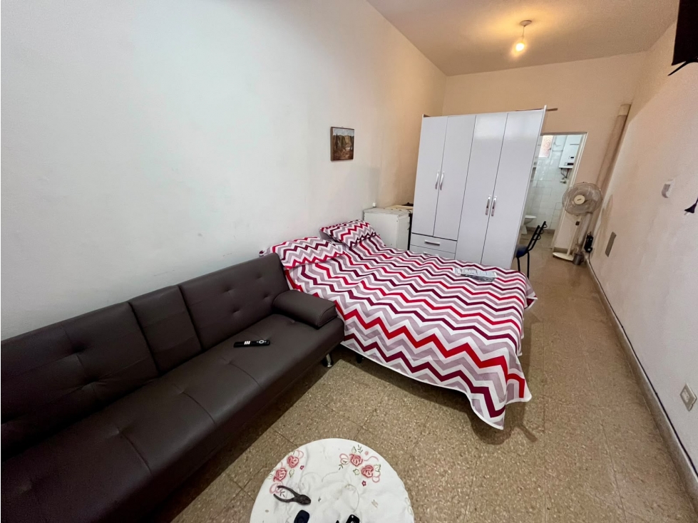 En Venta Monoambiente, excelente ubicación - 4