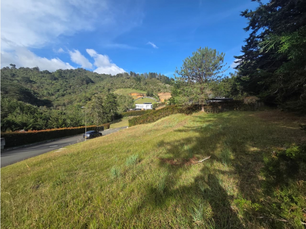 Lote en unidad cerrada - El Retiro - Via Pantanillo — foto 5