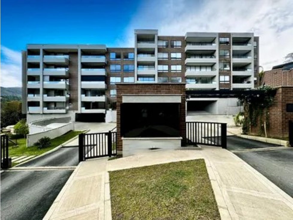 Apartaestudio en unidad cerrada - El Retiro