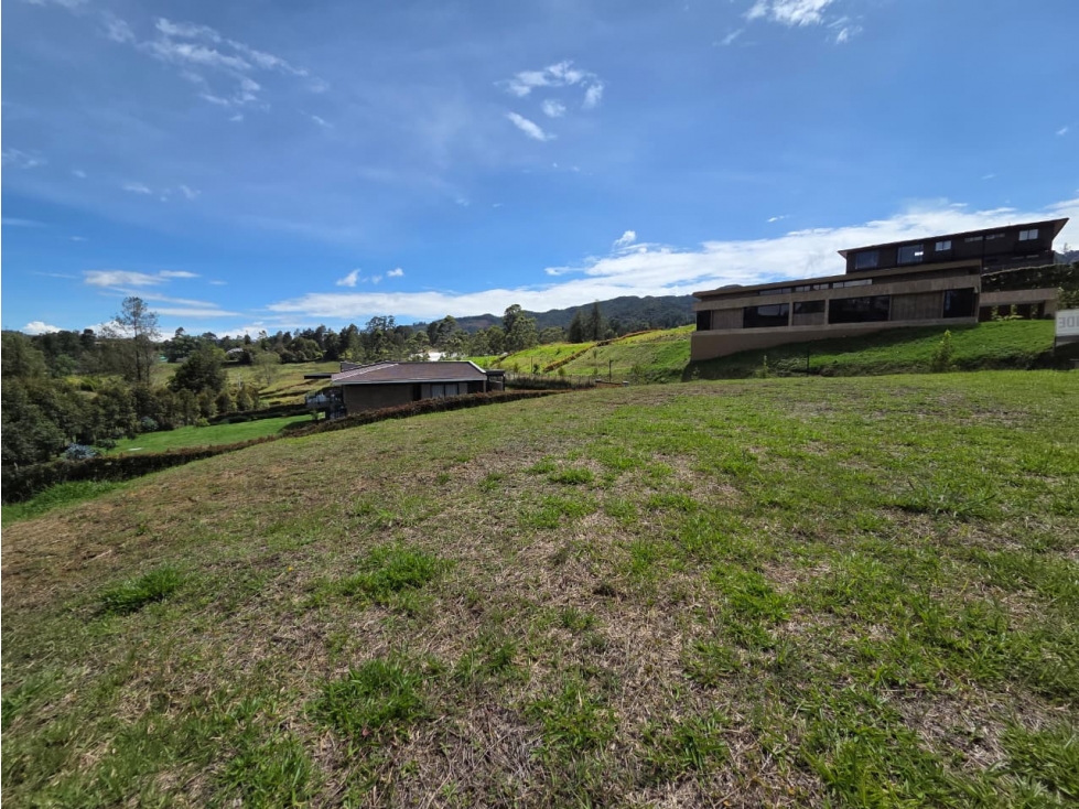 Lote en unidad cerrada - El Retiro - Sector Fizebad — foto 4