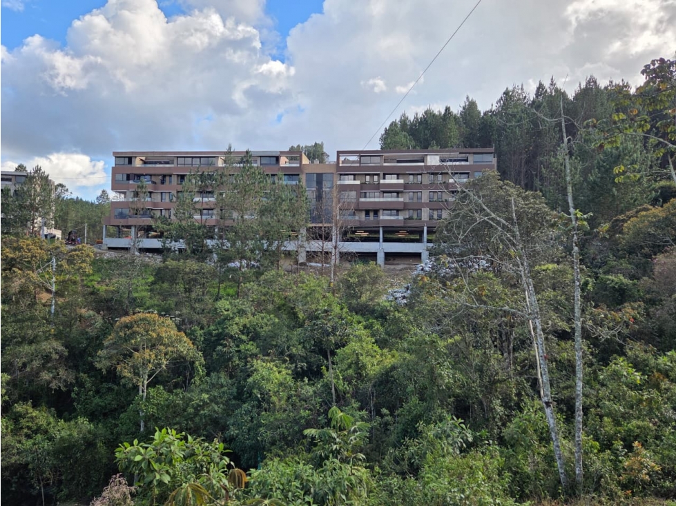 Apartamento en unidad cerrada - El Retiro - Sector Don Diego