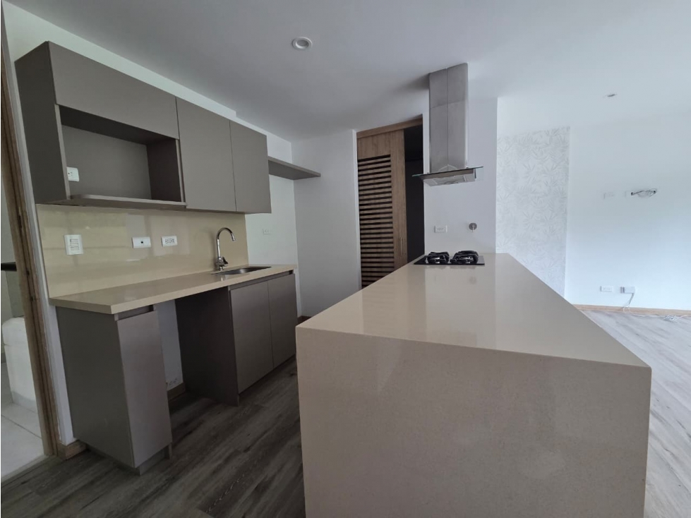 Apartamento en unidad cerrada - El Retiro — foto 3