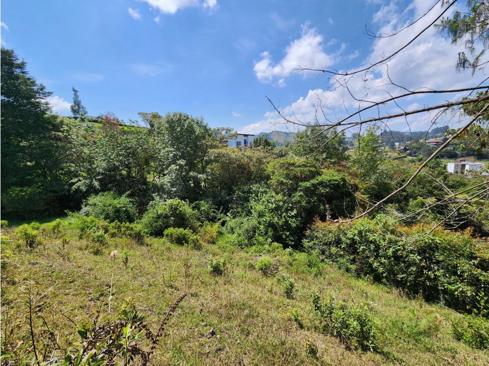 Lote en unidad cerrada - El Retiro - Via Pantanillo — foto 2