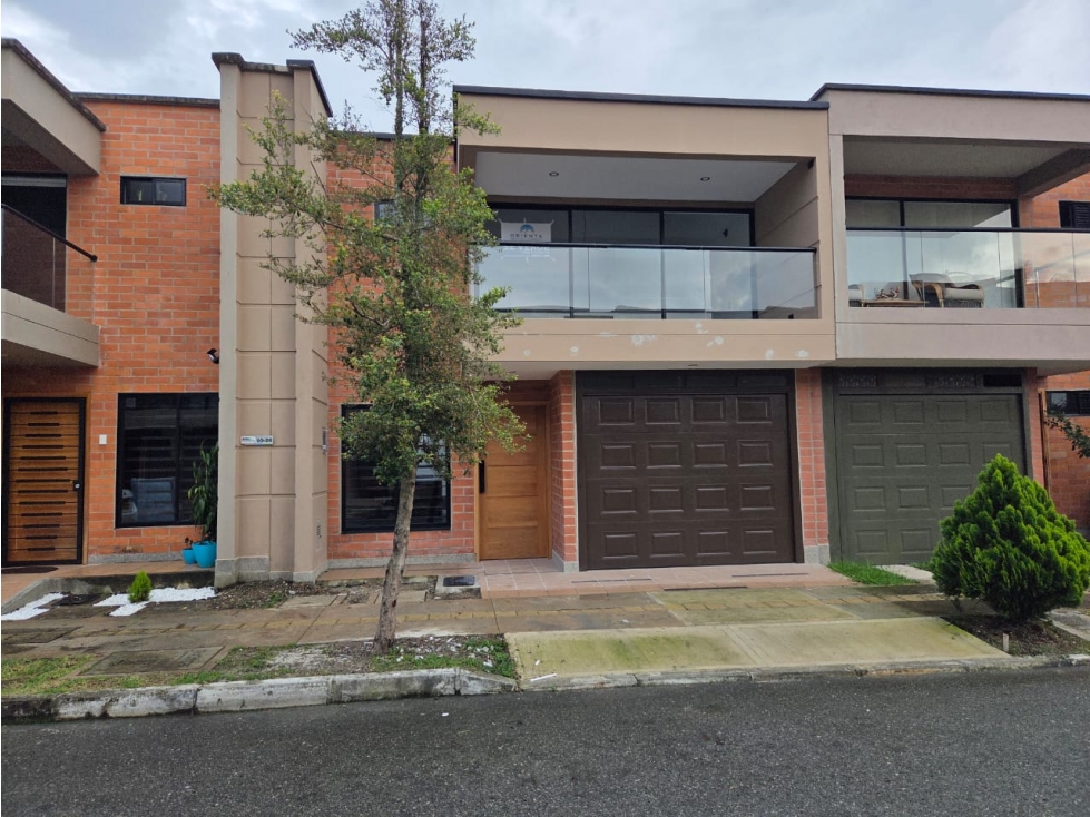 Casa Campestre en unidad abierta - San Antonio - Rionegro
