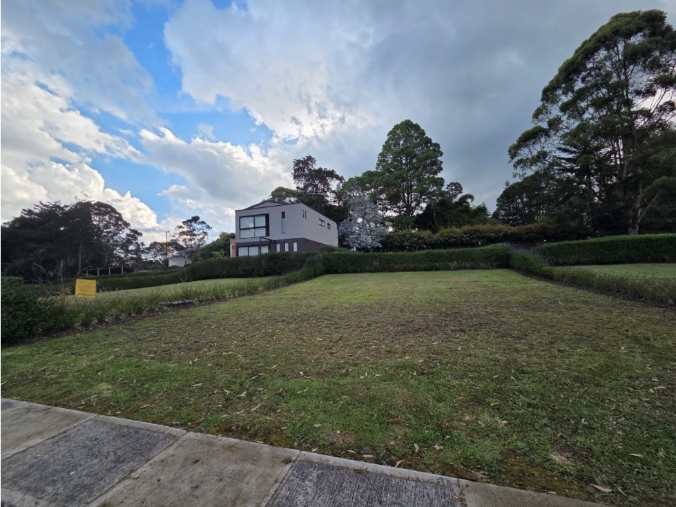 Lote en unidad cerrada - Rionegro - Llanogrande