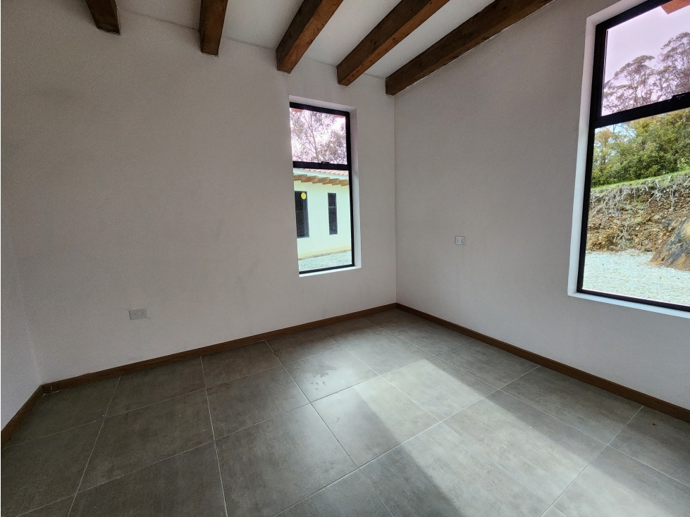 Finca independiente en El Retiro- Via Don Diego La Ceja — foto 4