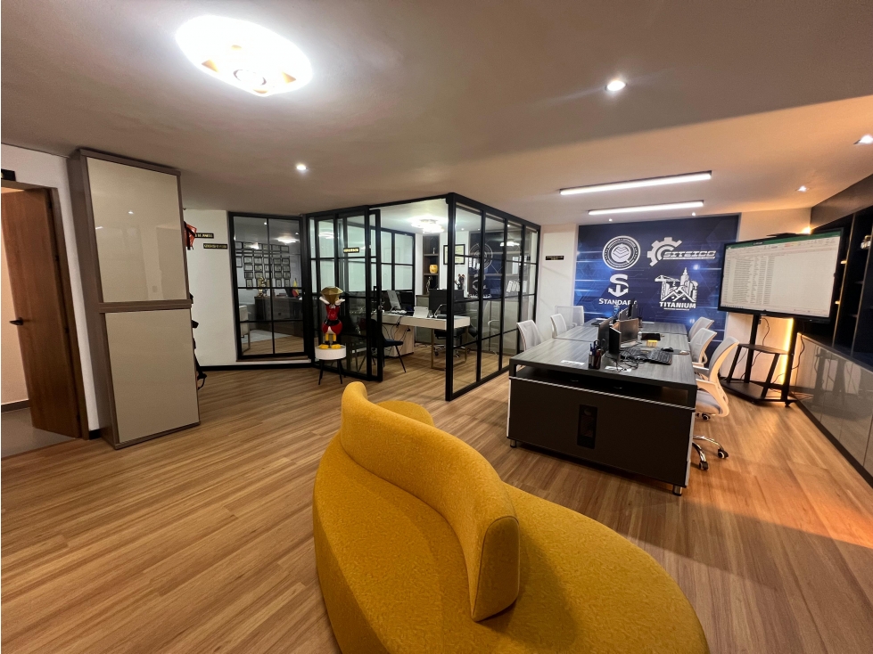 SE VENDE OFICINA EN LA CAROLINA