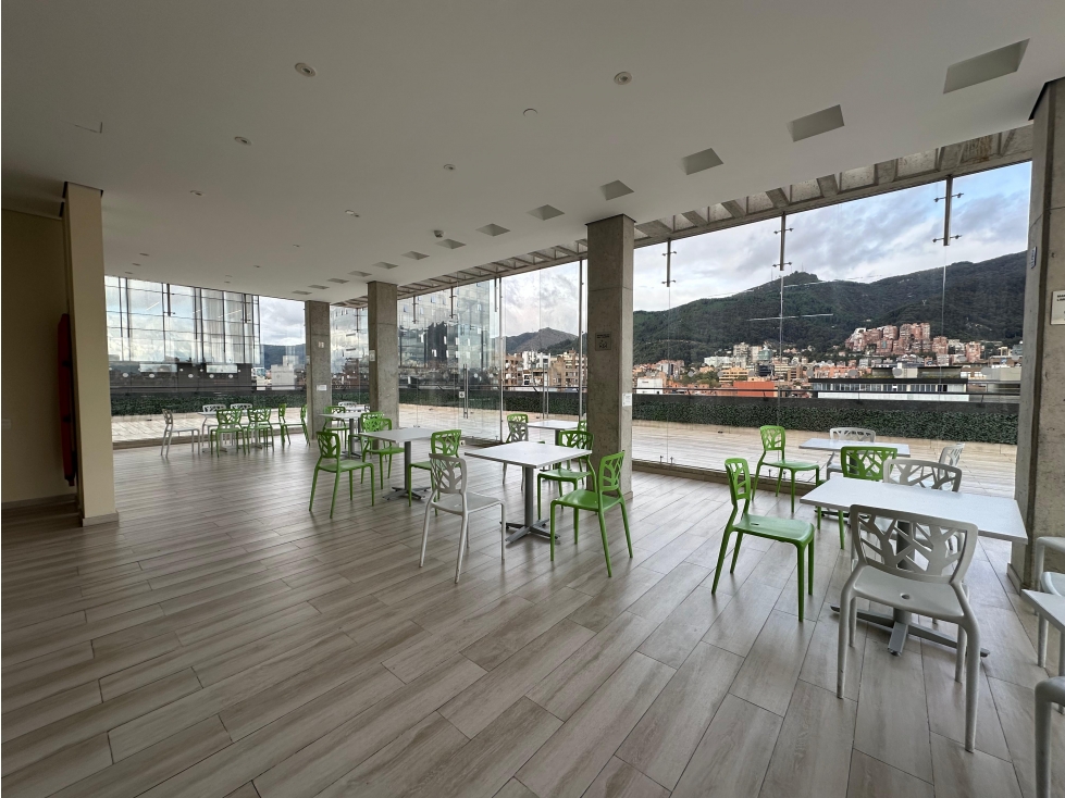 SE VENDE ESPECTACULAR OFICINA EN CHICO - 3
