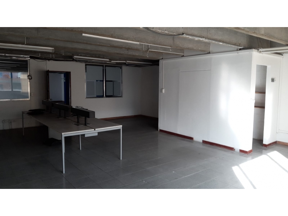 COD: 4090 -- Bodega - Primavera, Envigado - 2