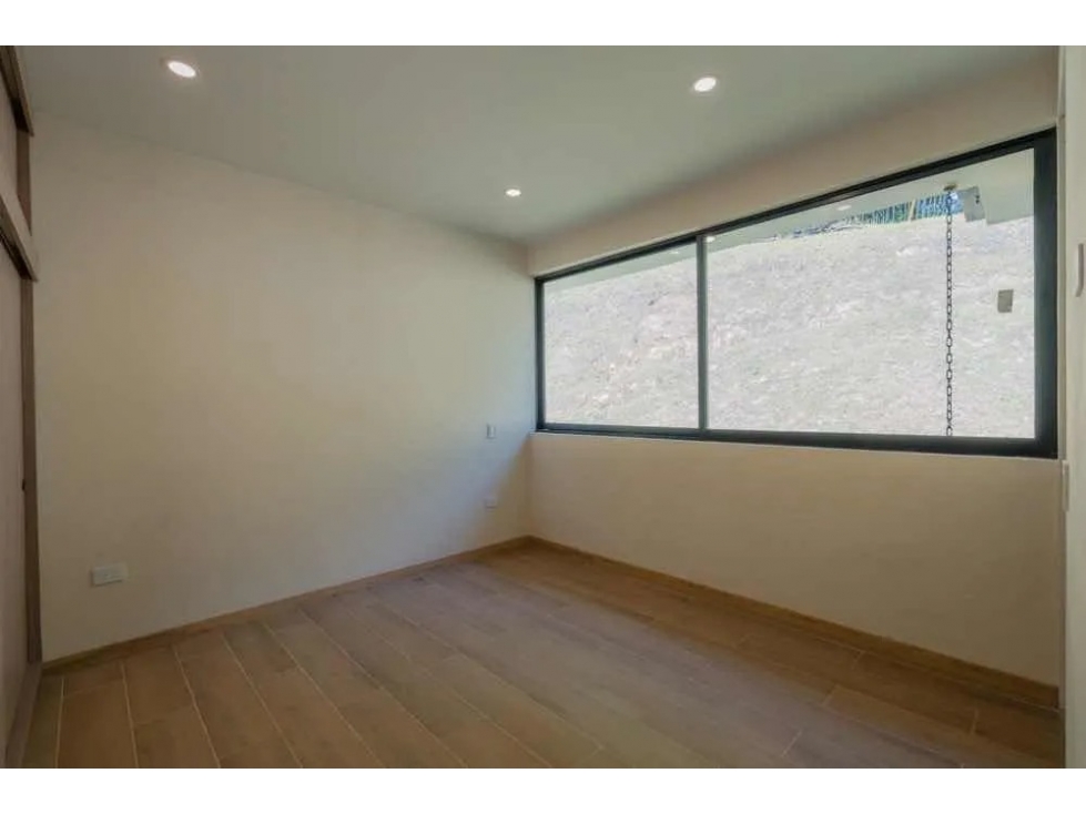 COD:3502 - Venta de Casa Finca para Estrenar Vía El Retiro — foto 4