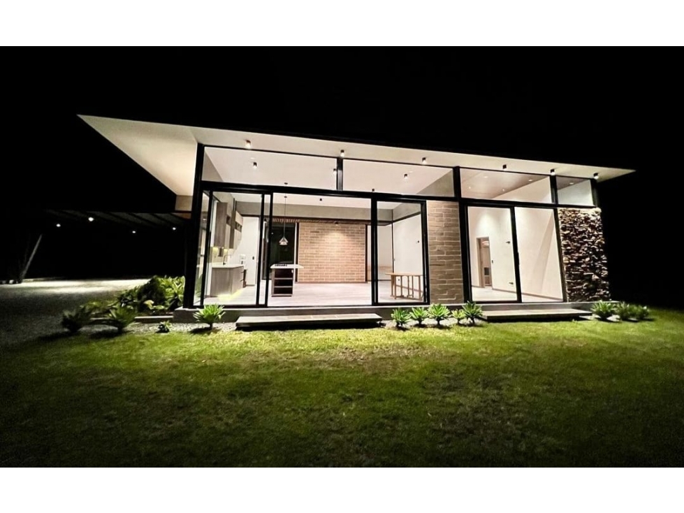 COD: 3367 - CASA-FINCA EN VENTA EL RETIRO, SECTOR LA ARGENTINA