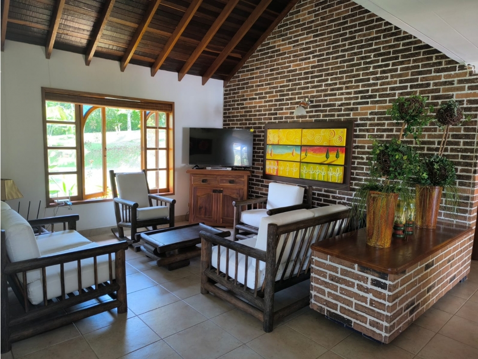 COD: 3594 - Se vende hermosa finca en Girardota Dos niveles — foto 4