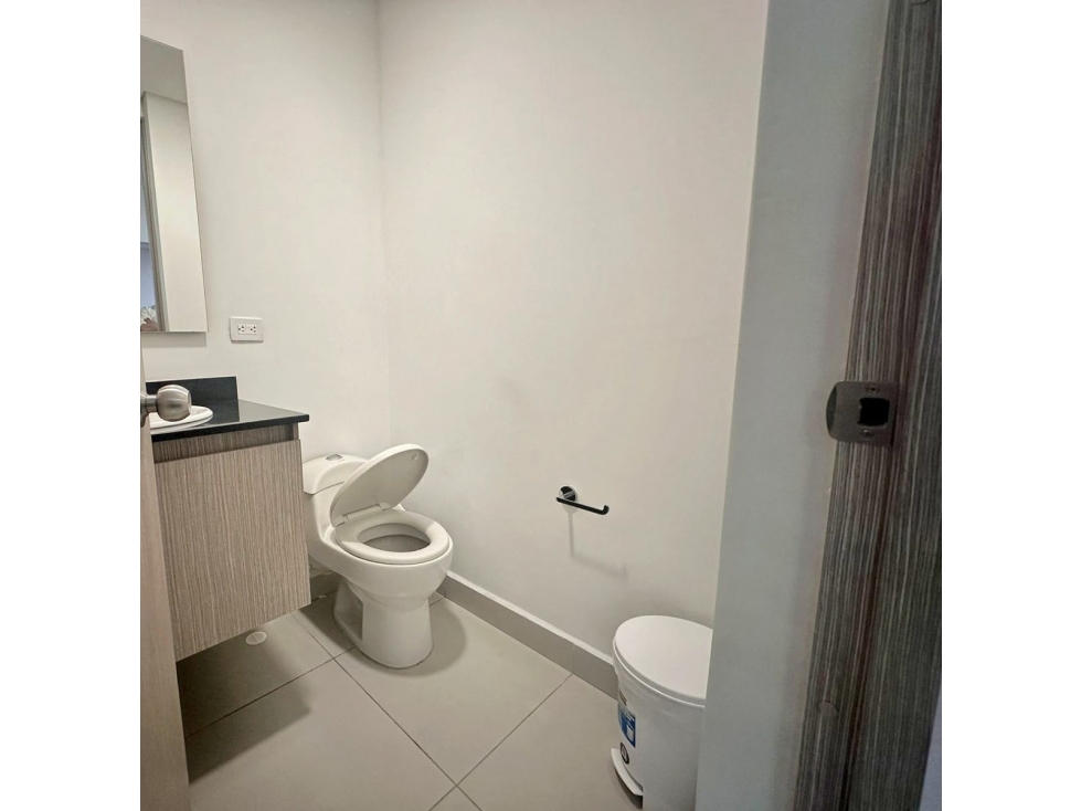 COD: 2737 - Oficina en venta Sabaneta, sector Restrepo Naranjo - 3