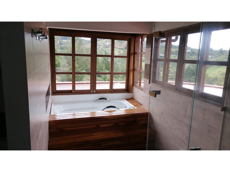 COD: 2327 - Casa campestre en venta Variante Aeropuerto, Rionegro — foto 3
