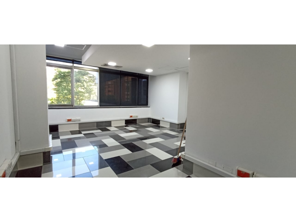 COD: 1064 - Oficina en arriendo El Poblado, Medellín