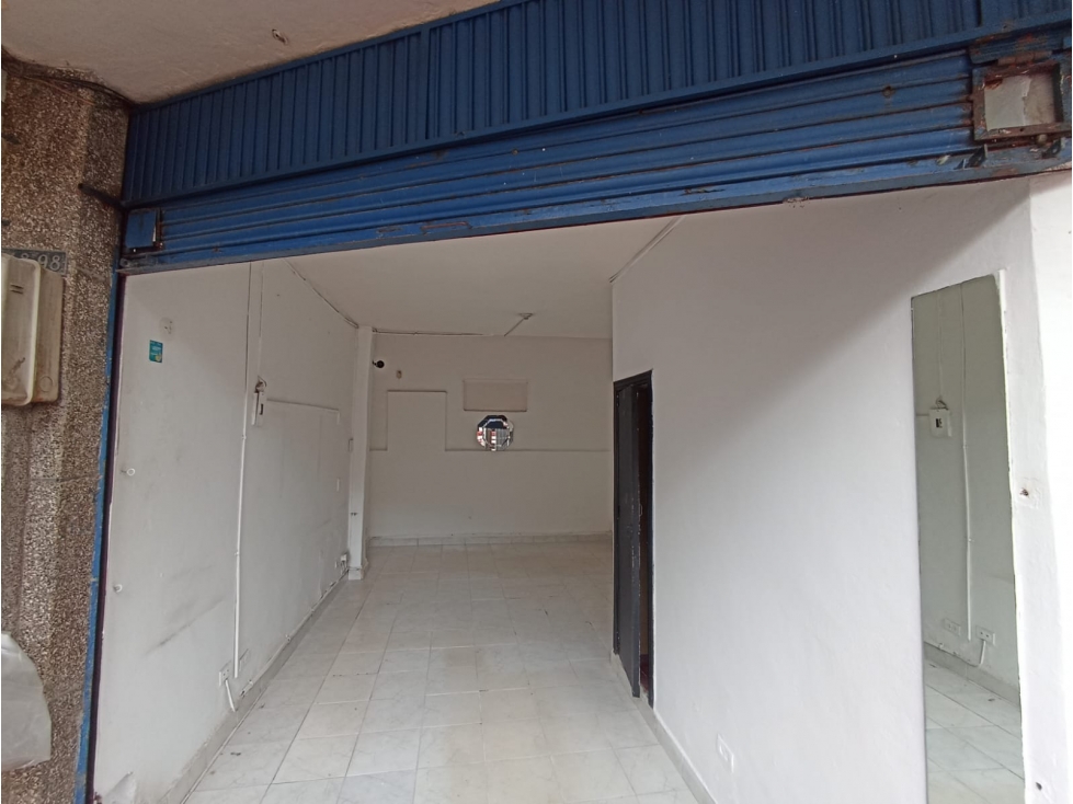 COD: 4126 -- Local - San Fernando, Medellín — foto 6