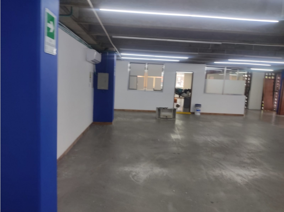 COD: 4090 -- Bodega - Primavera, Envigado - 4