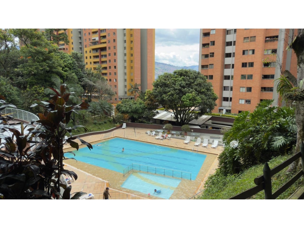 COD: 4004 -- Apartamento En Arriendo - La Castellana, Medellín — foto 5