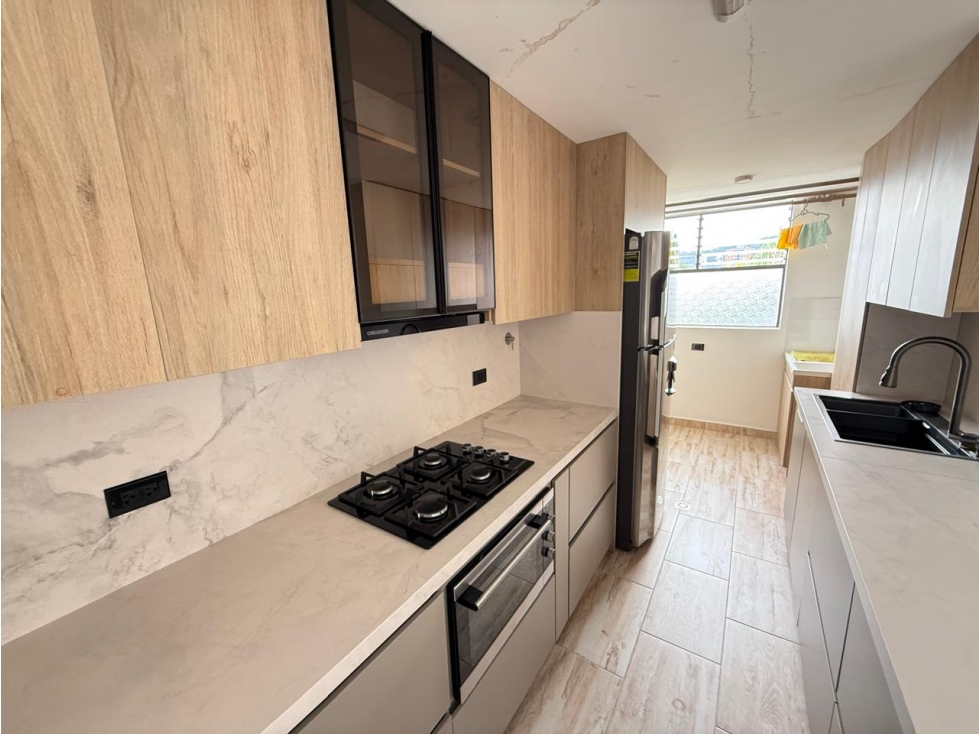 COD: 4043 -- Apartamento - El Poblado, Medellín — foto 6