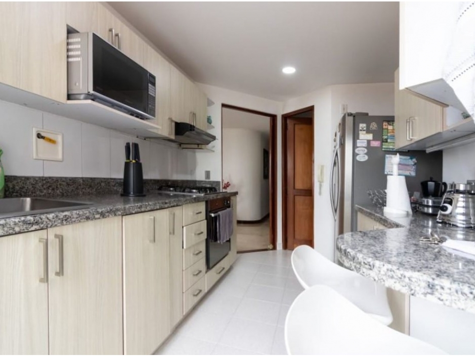 COD: 3682 - APARTAMENTO EN VENTA Medellín, El Poblado — foto 3