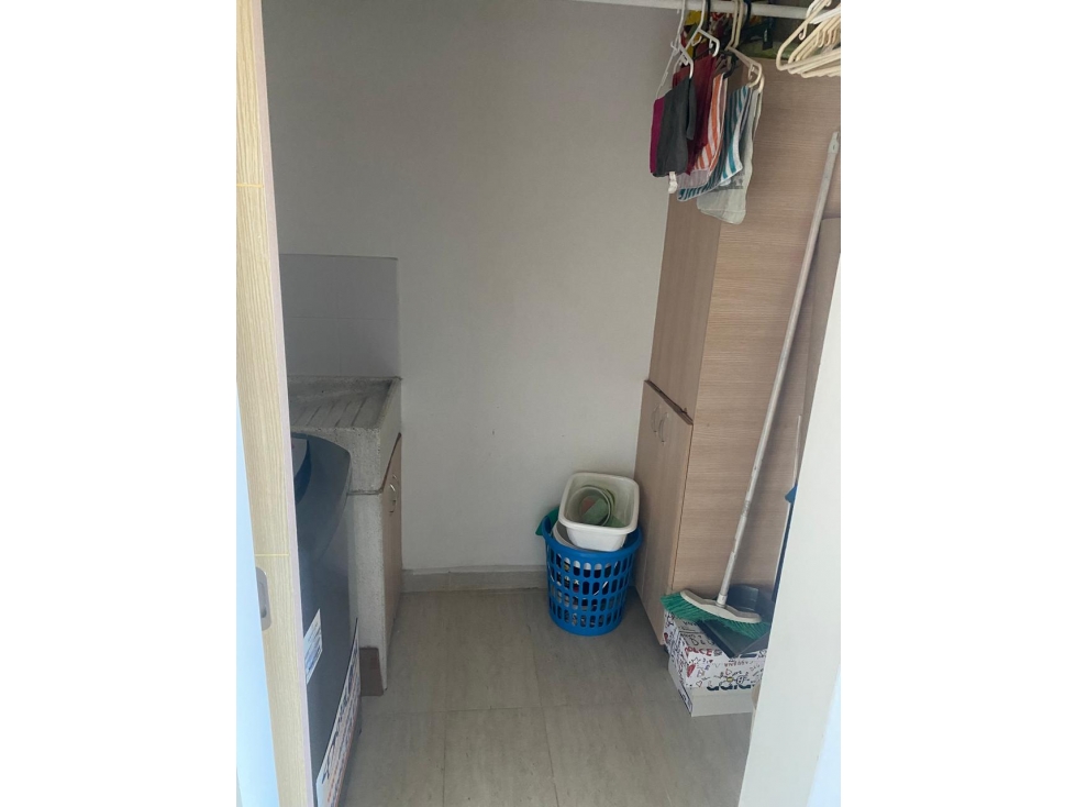 COD: 3947 -- Apartamento En Venta - Loma De Los Bernal, Medellín — foto 6