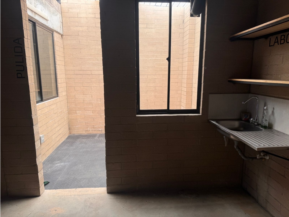 COD: 3966 -- Bodega En Venta - Santa Fe, Medellín - 5