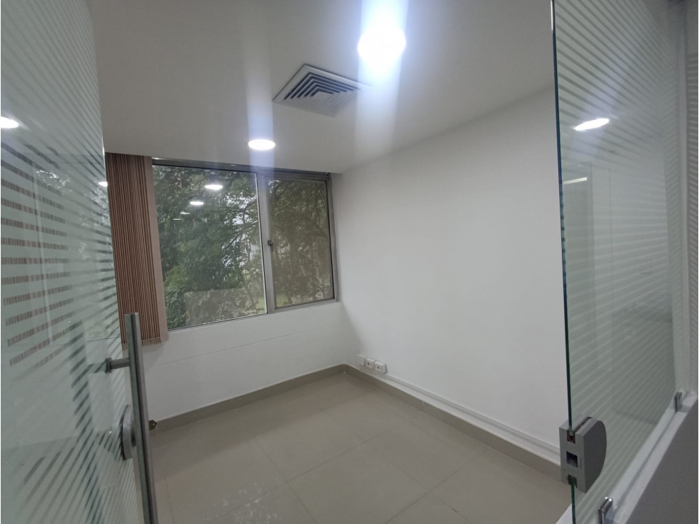 COD: 4061 -- Oficina En Arriendo - Santa Maria De Los Angeles — foto 4