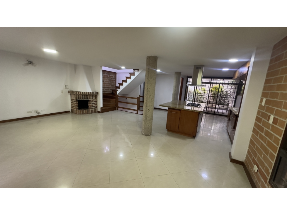 COD: 1424 -- Casa En Venta - Aves María, Sabaneta — foto 2