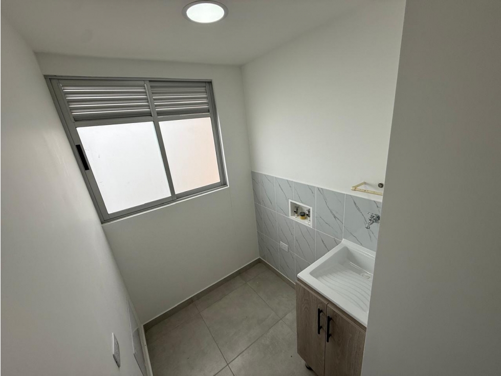 COD: 4009 -- Apartamento En Venta - La Bahia, Sabaneta — foto 3