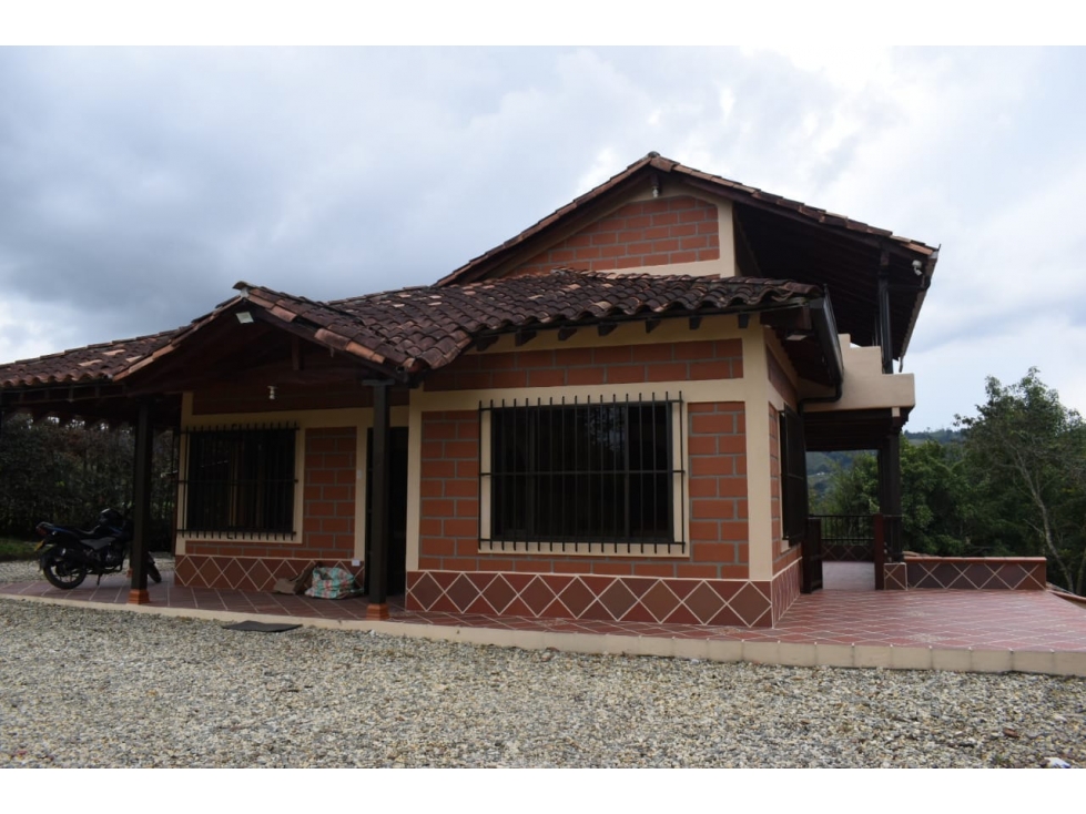 COD: 4047 -- Casalotes En Arriendo - Llano Grande, Rionegro