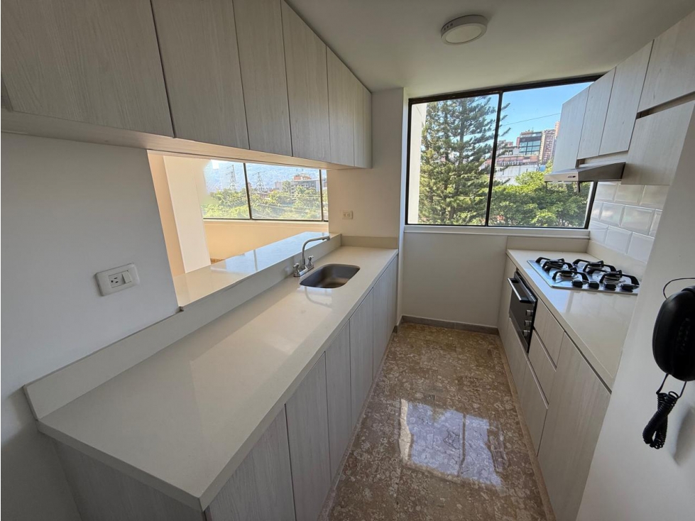 COD: 4145 -- Apartamento - El Poblado, Medellín — foto 2