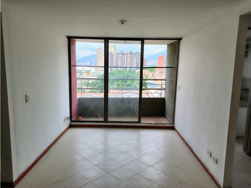 COD: 3845 -- Apartamento En Venta - Los Naranjos, Sabaneta — foto 2