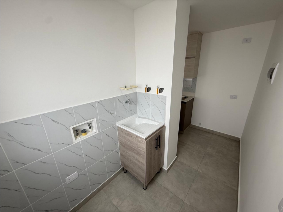 COD: 4009 -- Apartamento En Venta - La Bahia, Sabaneta — foto 4