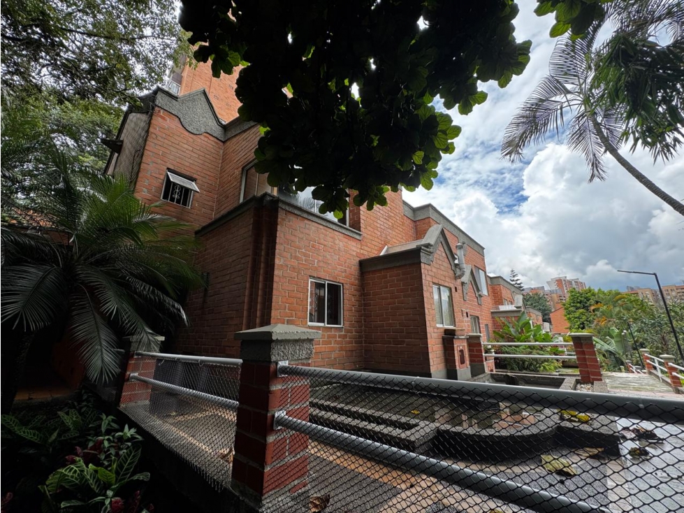 COD: 4069 -- Apartamento En Venta - La Frontera, Envigado