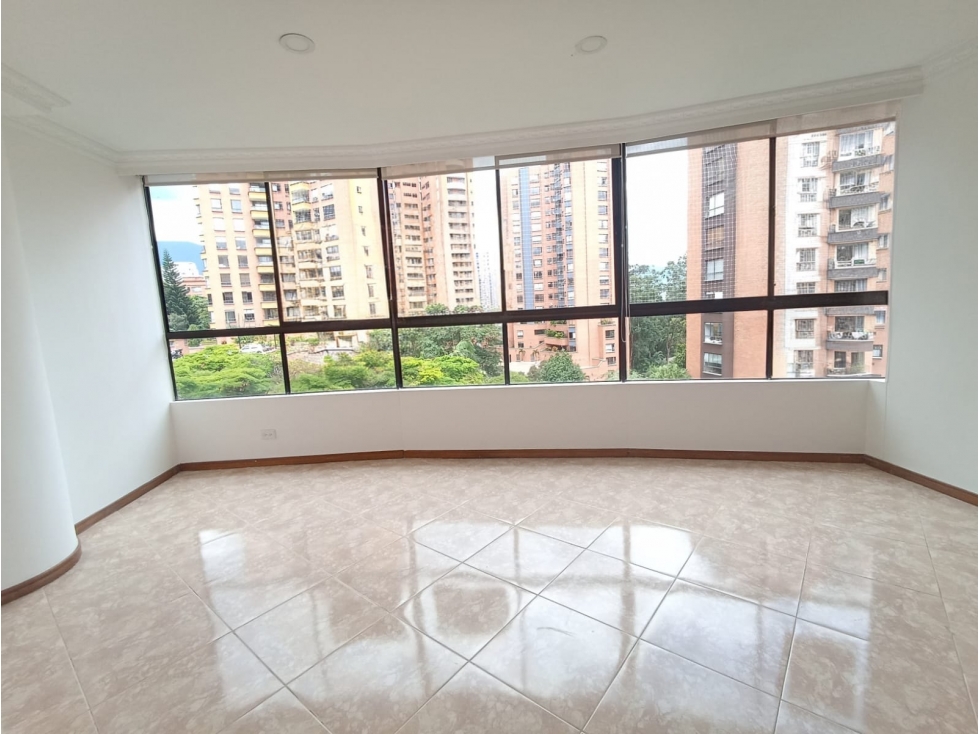 COD: 4155 -- Apartamento - El Poblado, Medellín — foto 2