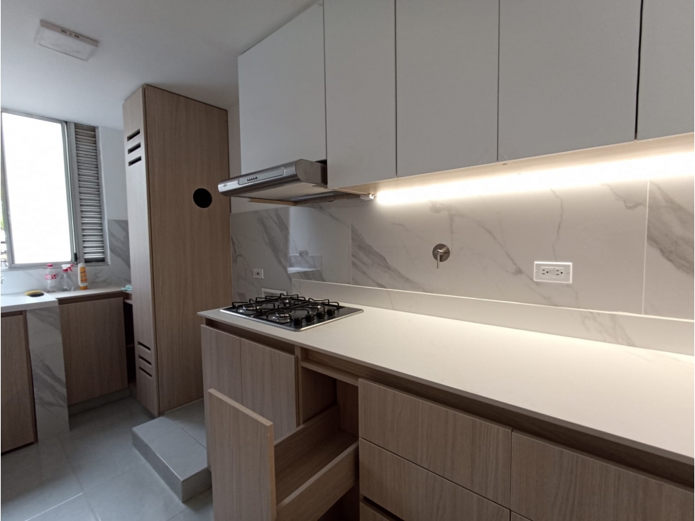 COD: 4151 -- Apartamento - El Poblado, Medellín — foto 3