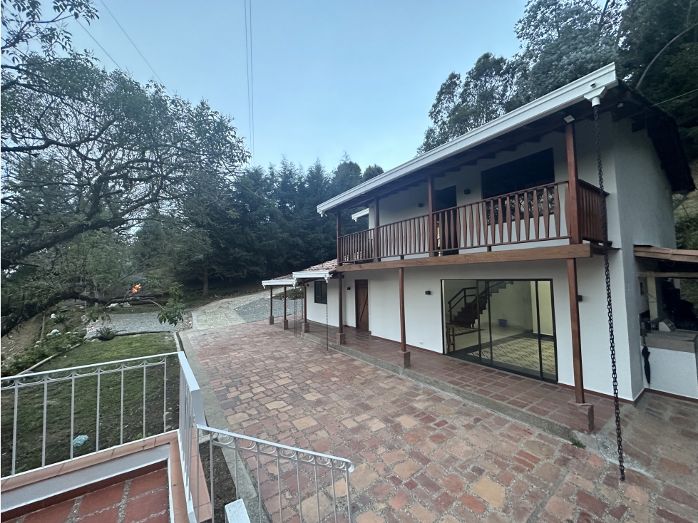 COD: 4156 -- Casa-finca - Santa Elena, Medellín — foto 4