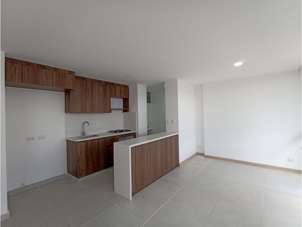 COD: 4205 -- Apartamento - San JosÉ, Sabaneta