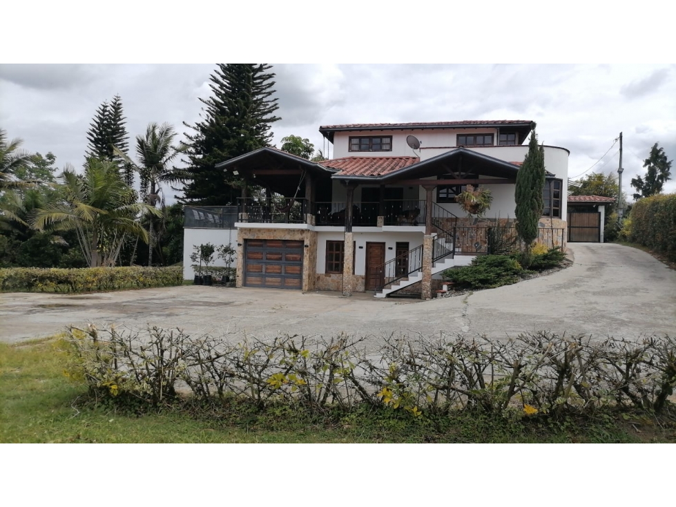 COD: 2327 - Casa campestre en venta Variante Aeropuerto, Rionegro — foto 2