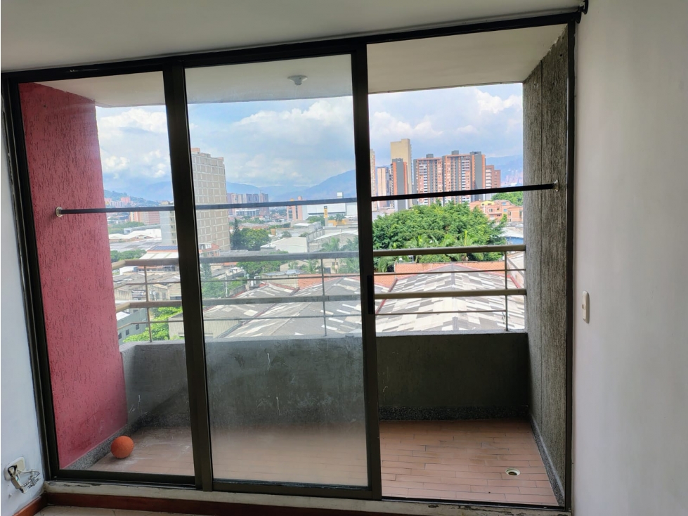 COD: 3845 -- Apartamento En Venta - Los Naranjos, Sabaneta — foto 3